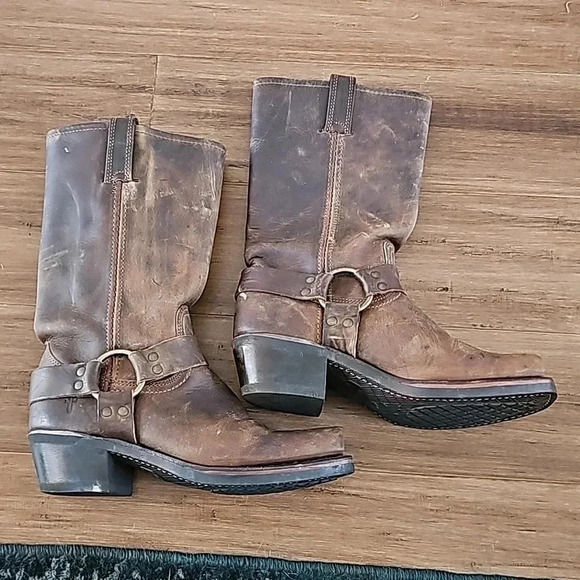 Frye Shoes - Frye Women’s 12R Engineer Harness Boots 77300 Biker Moto